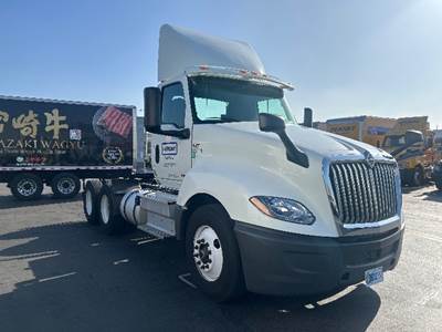International LT625 Day Cab Truck - 430HP, 10 Speed Automatic