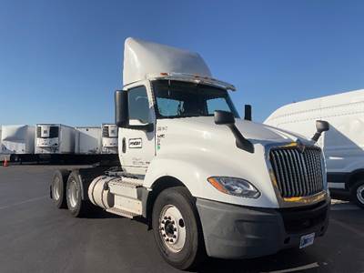 International LT625 Day Cab Truck - 430HP, 10 Speed Automatic