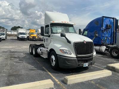 International LT625 Day Cab Truck - 430HP, 12 Speed Automatic