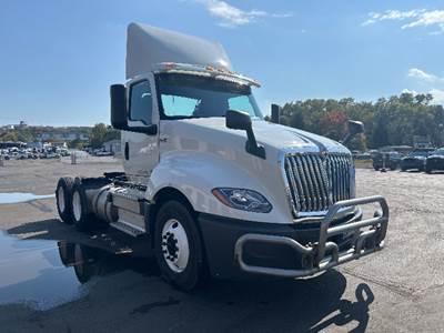 International LT625 Day Cab Truck - 430HP, 12 Speed Automatic