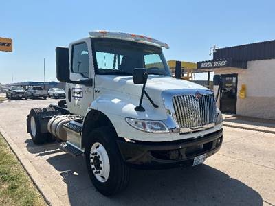 International MV607 Single Axle Day Cab Truck - Cummins 350HP, 10 Speed Manual