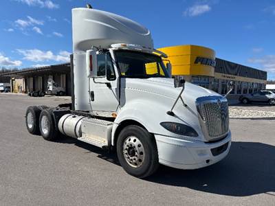 International ProStar Day Cab Truck - 450HP, 10 Speed Manual
