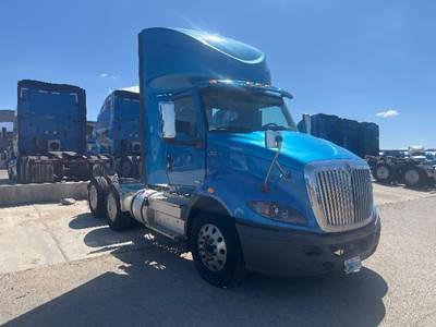 International RH613 Day Cab Truck - 410HP, 10 Speed Automatic