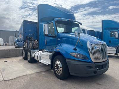 International RH613 Day Cab Truck - 410HP, 10 Speed Automatic