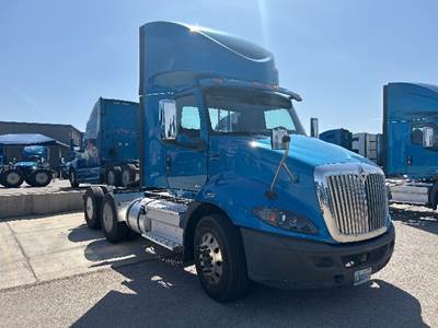 International RH613 Day Cab Truck - 410HP, 10 Speed Automatic