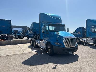 International RH613 Day Cab Truck - 410HP, 10 Speed Automatic
