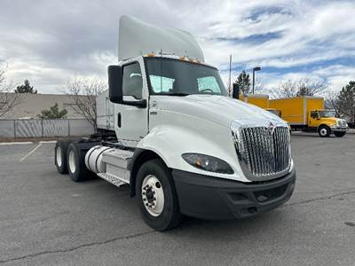 International RH613 Day Cab Truck - 430HP, 10 Speed Manual