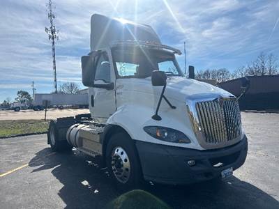 International RH613 Single Axle Day Cab Truck - 410HP, 12 Speed Automatic