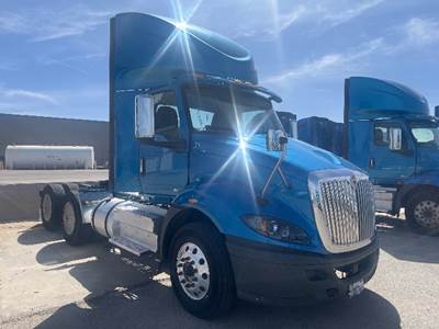 International RH613 Day Cab Truck - 410HP, 10 Speed Automatic