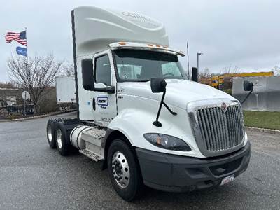 International RH613 Day Cab Truck - 450HP, 12 Speed Automatic