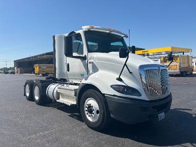 International RH613 Day Cab Truck - 410HP, 12 Speed Automatic