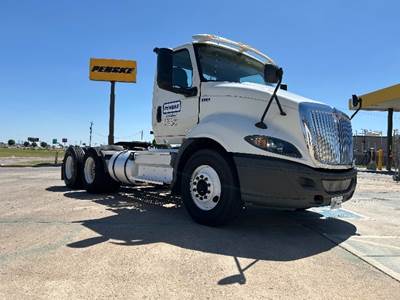 International RH613 Day Cab Truck - 450HP, 12 Speed Automatic