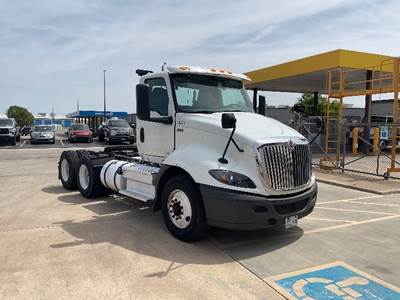 International RH613 Day Cab Truck - 450HP, 12 Speed Automatic