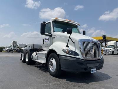 International RH613 Day Cab Truck - 450HP, 12 Speed Automatic