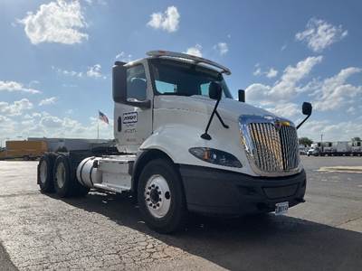 International RH613 Day Cab Truck - 450HP, 12 Speed Automatic