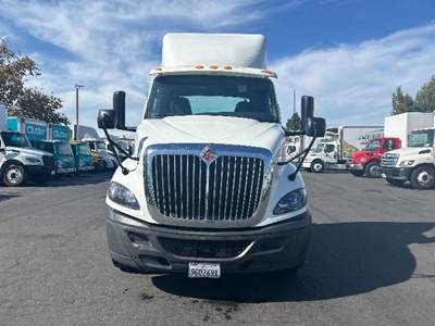 International RH613 Single Axle Day Cab Truck - 410HP, 10 Speed Automatic