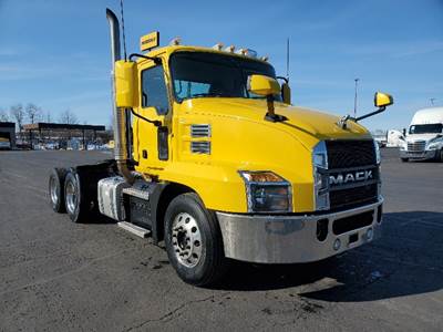 Mack Anthem Day Cab Truck - MP8 445HP, 12 Speed Automatic