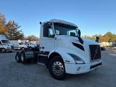 Volvo VNR62300 Single Axle Day Cab Truck - 455HP, 12 Speed Automatic