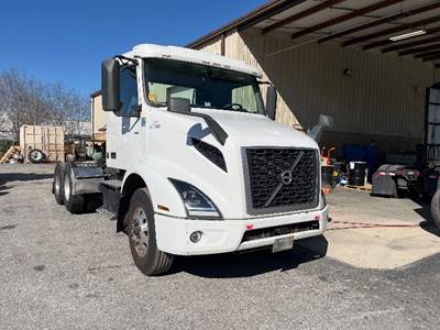 Volvo VNR62300 Day Cab Truck - 455HP, 12 Speed Automatic