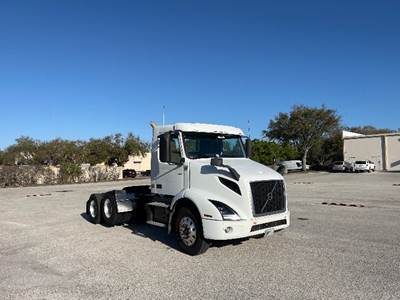 Volvo VNR62300 Single Axle Day Cab Truck - 455HP, 12 Speed Automatic