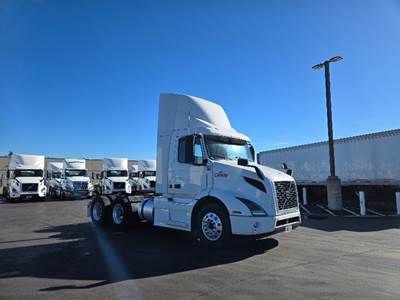 Volvo VNR64300 Day Cab Truck - 425HP, 12 Speed Automatic