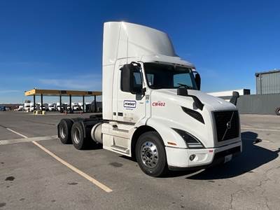 Volvo VNR64300 Day Cab Truck - 425HP, 12 Speed Automatic
