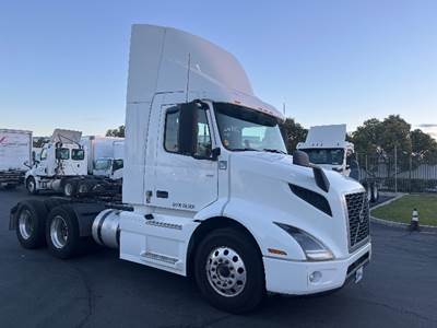 Volvo VNR64300 Day Cab Truck - 425HP, 12 Speed Automatic