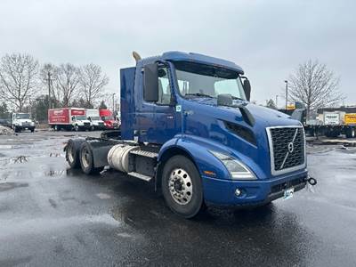 Volvo VNR64300 Day Cab Truck - 455HP, 12 Speed Automatic