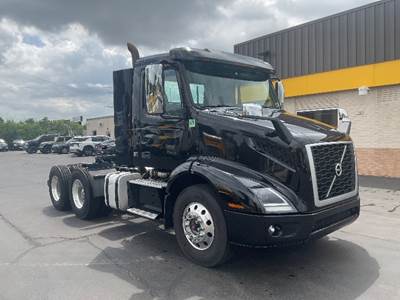 Volvo VNR64300 Day Cab Truck - 405HP, 12 Speed Automatic