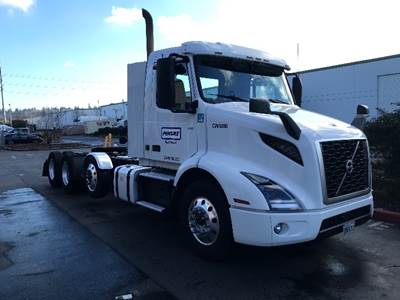 Volvo VNR84300 Day Cab Truck - 455HP, 12 Speed Automatic