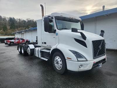 Volvo VNR84300 Day Cab Truck - 455HP, 12 Speed Automatic