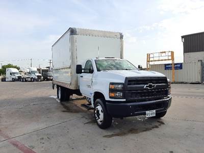 Chevrolet Silverado Box Truck - 350HP, 6 Speed Automatic, Roll up Door
