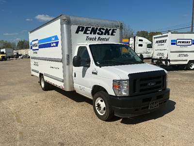 Ford E-350 Box Truck - 305HP, 6 Speed Automatic, Roll up Door