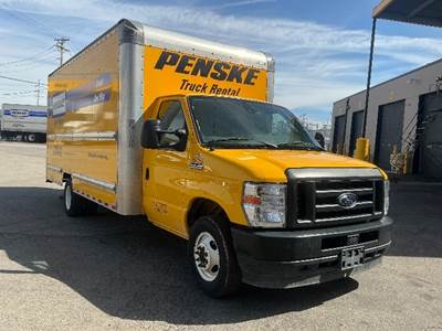 Ford E-350 Box Truck - 305HP, 6 Speed Automatic, Roll up Door