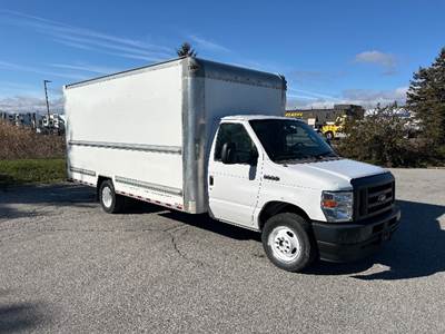 Ford E-350 Box Truck - 305HP, 6 Speed Automatic, Roll up Door