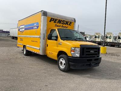 Ford E-350 Box Truck - 305HP, 6 Speed Automatic, Roll up Door