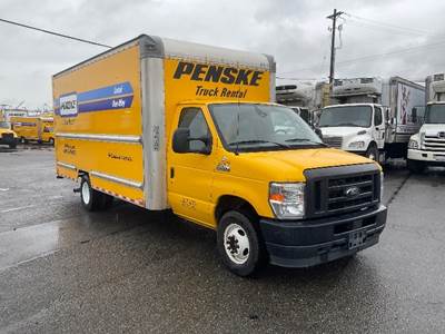Ford E-350 Box Truck - 305HP, 6 Speed Automatic, Roll up Door