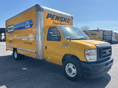 Ford E-350 Box Truck - 305HP, 6 Speed Automatic, Roll up Door