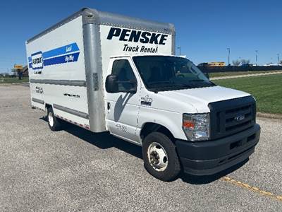 Ford E-350 Box Truck - 305HP, 6 Speed Automatic, Roll up Door