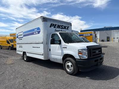 Ford E-350 Box Truck - 305HP, 6 Speed Automatic, Roll up Door