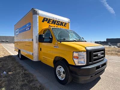 Ford E-350 Box Truck - 305HP, 6 Speed Automatic, Roll up Door