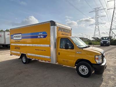 Ford E-350 Box Truck - 305HP, 6 Speed Automatic, Roll up Door