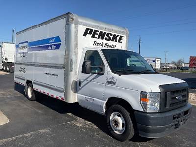 Ford E-350 Box Truck - 305HP, 6 Speed Automatic, Roll up Door