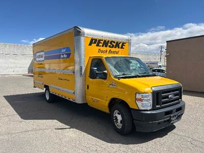 Ford E-350 Box Truck - 305HP, 6 Speed Automatic, Roll up Door