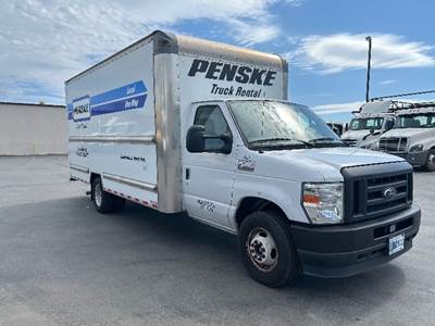 Ford E-350 Box Truck - 305HP, 6 Speed Automatic, Roll up Door