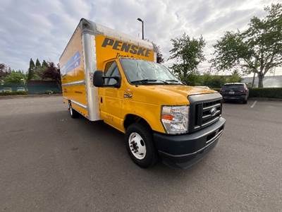 Ford E-350 Box Truck - 305HP, 6 Speed Automatic, Roll up Door