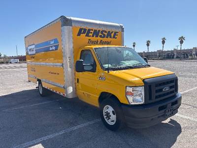 Ford E-350 Box Truck - 305HP, 6 Speed Automatic, Roll up Door