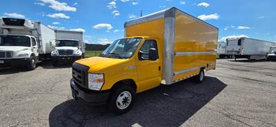 Ford E350 Box Truck - 305HP, 6 Speed Automatic, Roll up Door