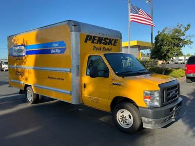 Ford E-350 Box Truck - 305HP, 6 Speed Automatic, Roll up Door