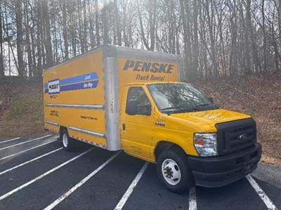 Ford E350 Box Truck - 305HP, 6 Speed Automatic, Roll up Door
